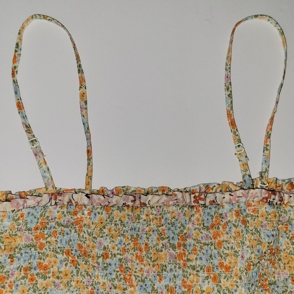 American Eagle Outfitters Reversible Floral Smocked Cottagecore Summer Crop Top - Picture 9 of 10